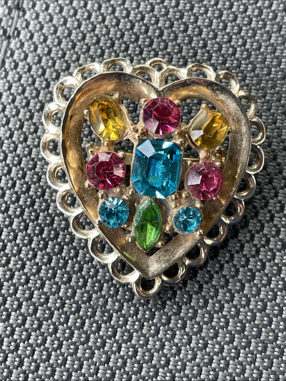 Cora  Heart Crystal Brooch - Fashion Jewelry